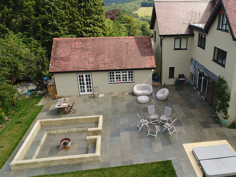 Stunning Garden Patio